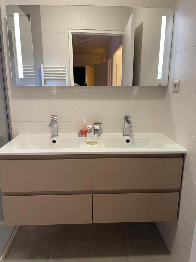 Domaine D'Ahmosis, Modern 2 Bedrooms Refurbished Apartment, F3 Moderne Fraichement Renove Le Cannet Zewnętrze zdjęcie