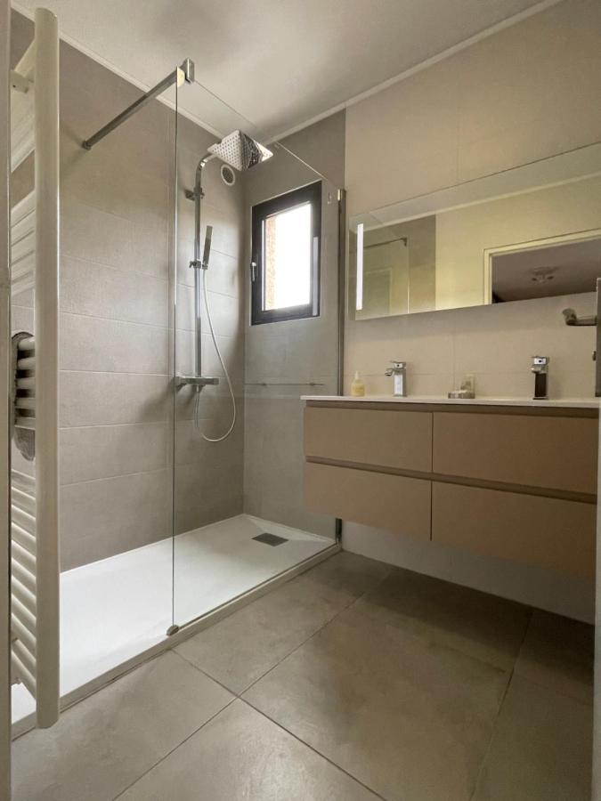 Domaine D'Ahmosis, Modern 2 Bedrooms Refurbished Apartment, F3 Moderne Fraichement Renove Le Cannet Zewnętrze zdjęcie